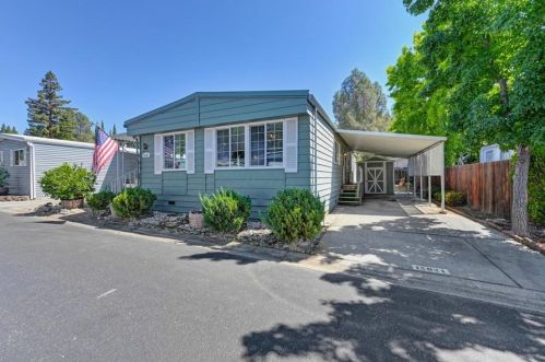 12021 Hemlock Dr, Auburn, CA 95603-2918