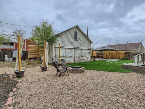 4043 Pennsylvania St, Englewood CO  80113-4745 exterior