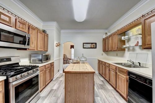 3203 Lindas Cir, Conyers GA  30013-2237 exterior