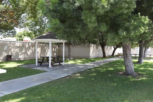 54 Maple Via, Anaheim CA  92801-1036 exterior