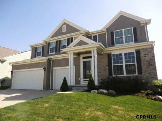 8815 157th St, Bennington, NE 68007-5581