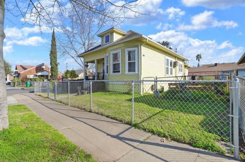 400 Central Ave, Lodi, CA 95240-4104