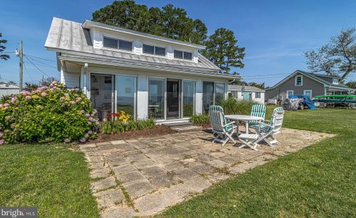 300 River Rd, Lottsburg, VA 22511-2205