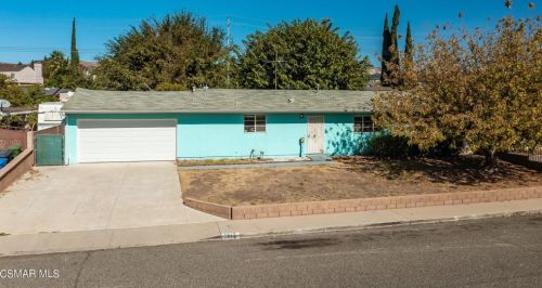 1519 Agnew St, Simi Valley, CA 93065-2027