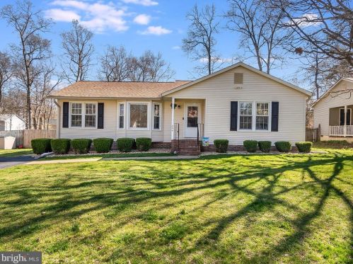 204 Sagun Dr, Fredericksburg, VA 22407-1443
