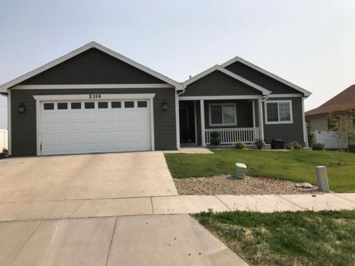 2314 27th Ave, Williston, ND 58801-6562