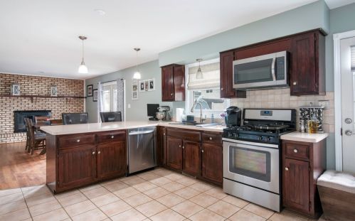 10930 Stephen Ct, Mokena, IL 60448-1020