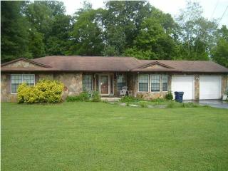510 Crescent Ave, Chickamauga, GA 30707-1628