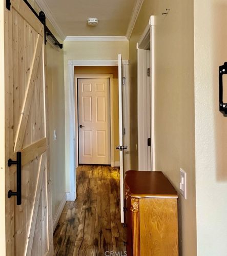 5670 Falling Leaf Ln, Riverside CA  92509-7310 exterior