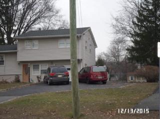 25 Riverview Dr, Wayne, NJ 07470-3101