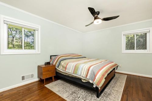 2664 Margaret Mitchell Dr, Atlanta GA  30327-1844 exterior