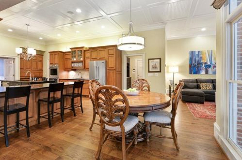 2169 Cumberland Dr, Smyrna GA  30080-4601 exterior