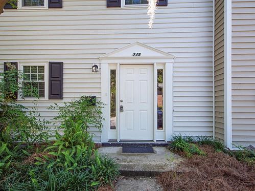 245 Heritage Cir, Mount Pleasant, SC 29464-3017