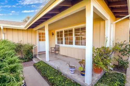 26717 Grayslake Rd, Palos Verdes Estates, CA 90275-2241