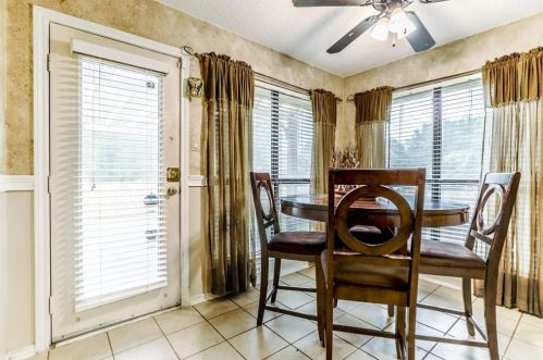 1500 Finley St, Cedar Hill TX 75104-4201 exterior