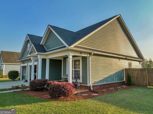 200 Raleigh Dr, Warner Robins GA  31088-2105 exterior
