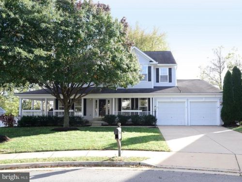 845 Woodbine Ct, Purcellville, VA 20132-6203