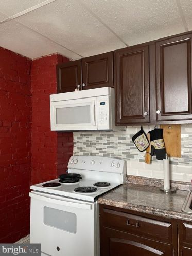 319 Penn St, York, PA 17401-2914