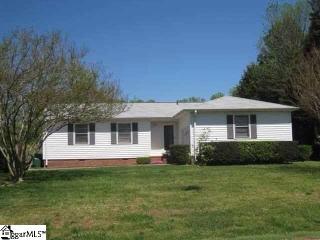 815 Taylors Rd, Taylors, SC 29687-3652