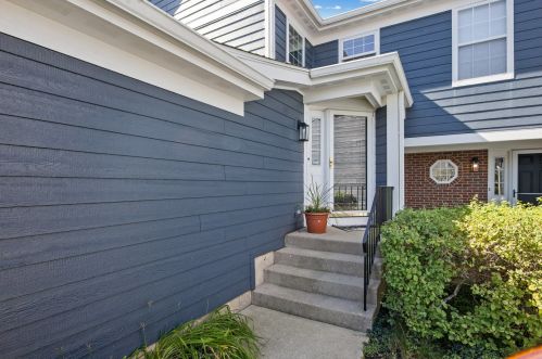 1114 Kingston Ct, Glendale Heights, IL 60139-3759