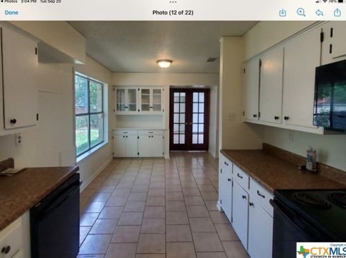 723 Kathy Dr, Seguin TX  78155-5830 exterior