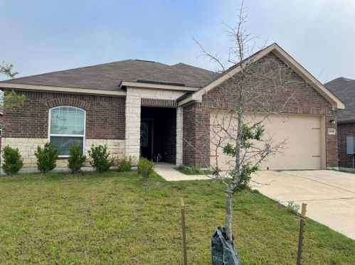 19808 Per Lange Pass, Webberville TX  78653 exterior