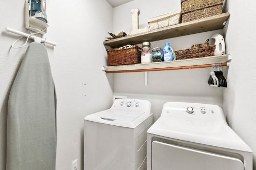 5037 Byers Ave, Fort Worth TX  76107-4129 exterior