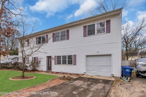 45 Pemberton Blvd, Browns Mills, NJ 08015-1266