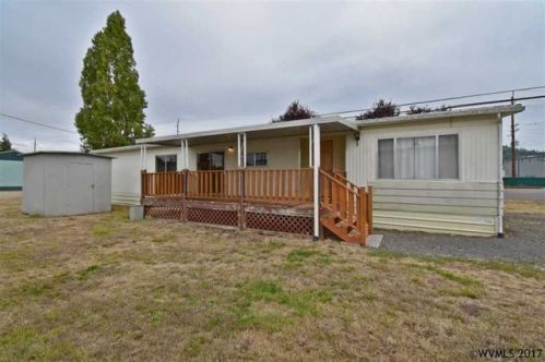 4170 Santiam Hwy, Lebanon OR  97355-3656 exterior