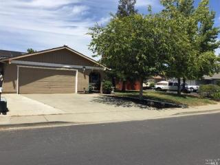100 Midvale Dr, Vacaville, CA 95687-6613