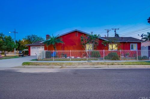 13603 Barlin Ave, Downey, CA 90242-5107