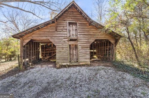 4898 Highway 155, Stockbridge GA  30281-2324 exterior