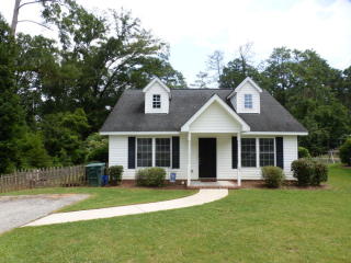 105 Brazington Ct, Greenwood, SC 29649-1570