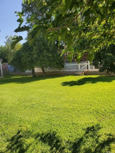 36 Mt Vernon Ave, Riverside CA  92507-1222 exterior