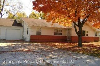 2410 Fremont Ave, Springfield MO  65803-4223 exterior