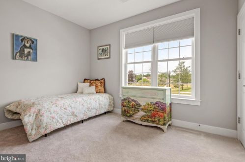 412 Constitution Dr, Ephrata PA  17522 exterior