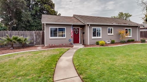 1019 Walnut St, Valley Home, CA 95361-2822