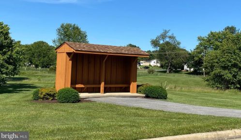 384 Turnberry Dr, Charles Town WV  25414-3930 exterior