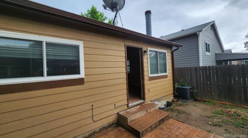 18963 Carmel Dr, Denver CO 80011-3625 exterior