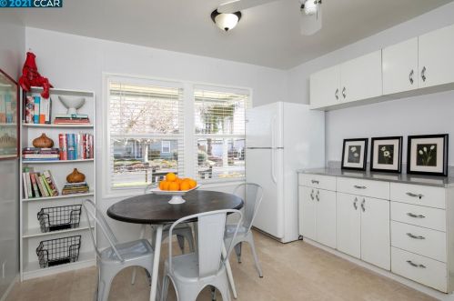 1829 Noemi Dr, Concord CA  94519-1445 exterior