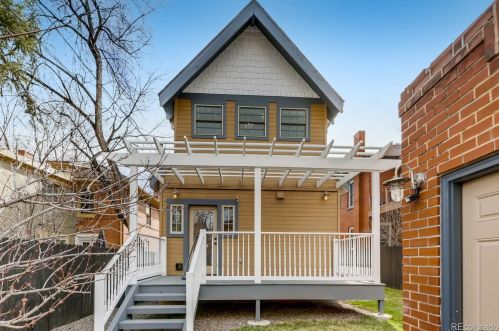 1221 Elizabeth St, Denver CO  80206-3219 exterior