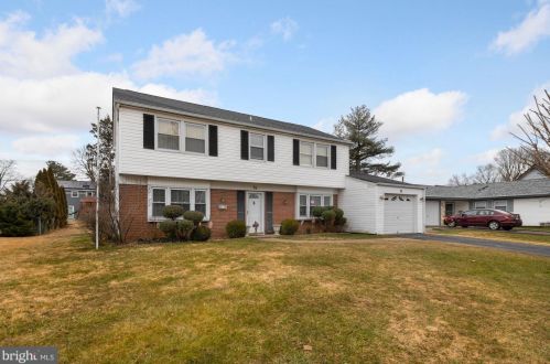 58 Harrington Cir, Willingboro, NJ 08046-1834