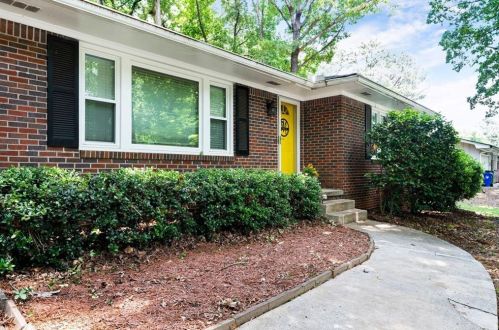 3292 Mercer University Dr, Atlanta GA  30341-5632 exterior