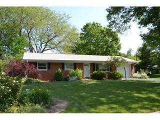 612 Emerson Rd, Carmel IN  46032-2025 exterior