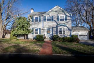 2 Gertrude Ave, East Providence, RI 02916-1306