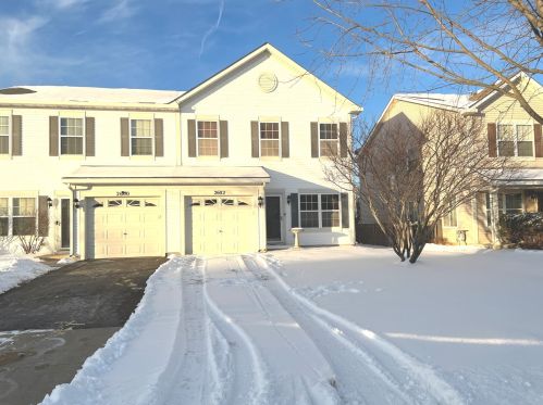2602 Ross St, Pingree Grove, IL 60140-9042