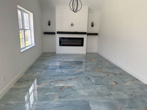 552 Wood Duck Dr, Torrington CT  06790-2587 exterior