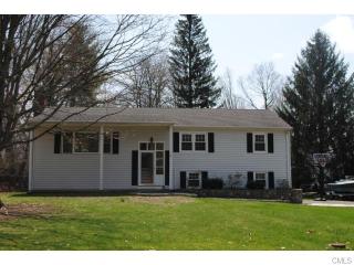 4 Bonnybrook Trl, Norwalk, CT 06850-2705