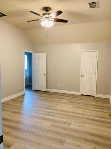 4249 Canyon Glen Cir, Austin TX  78732-2185 exterior