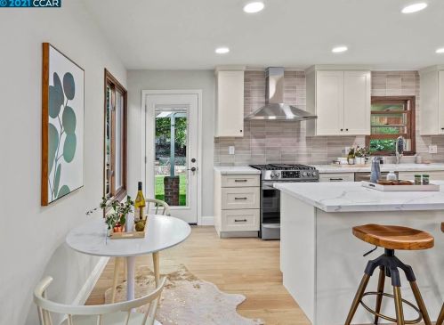4346 Grammercy Ln, Concord CA  94521-4207 exterior